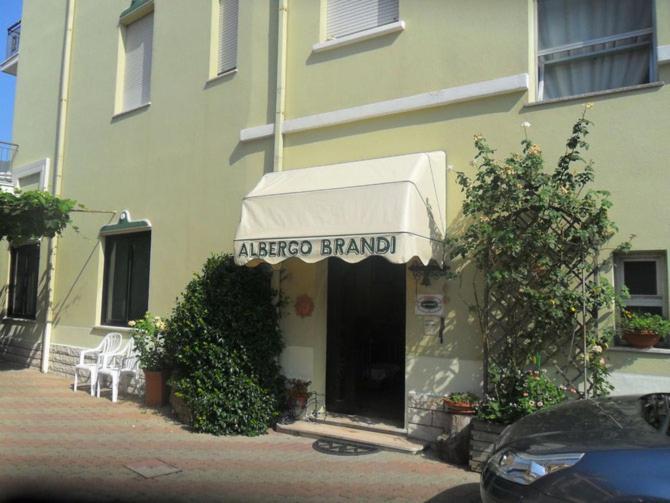 Albergo Villa-Brandi --- Pensione Completa --- Bellaria-Igea Marina Exteriör bild